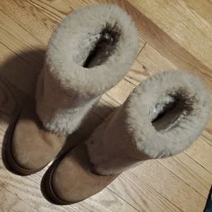 UGG Maylin Suede Sheepskin Cuff